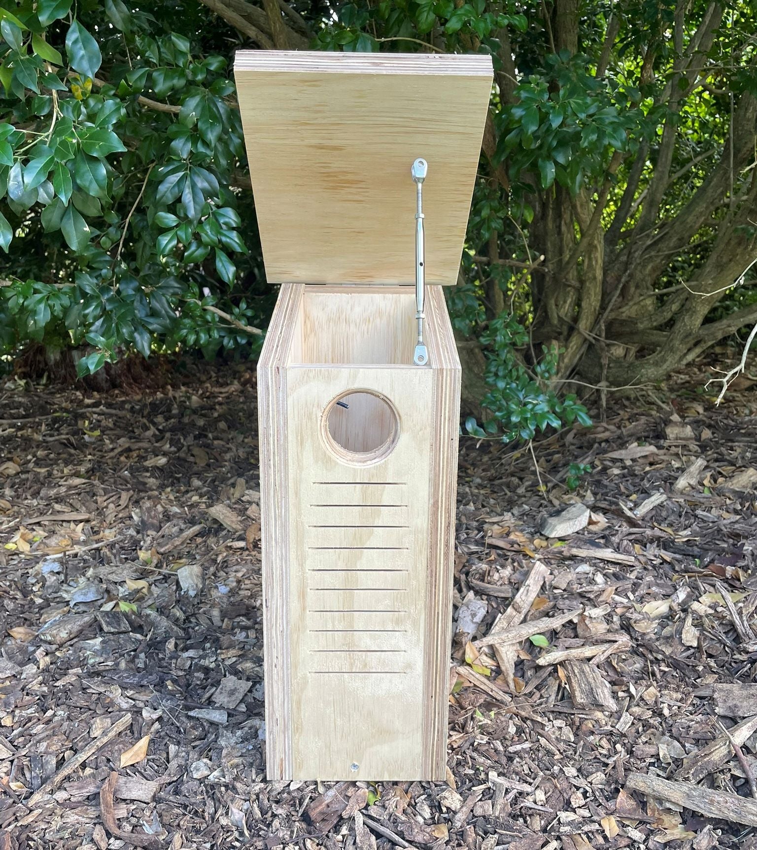 Small Parrot Nest Box – Rainbow Lorikeet, Red-Rumped Parrot & Treecreeper Bird Nesting Box ABeeC Hives 
