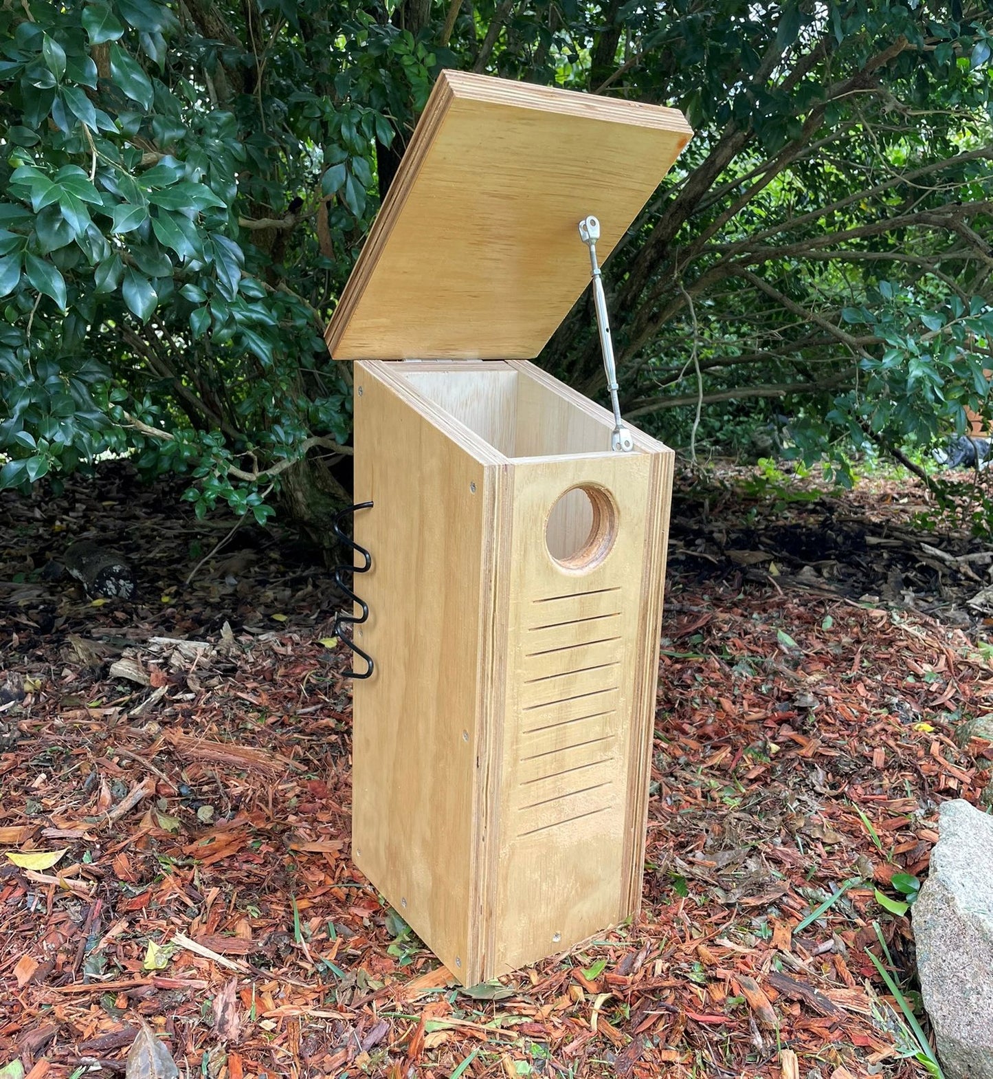 Small Parrot Nest Box – Rainbow Lorikeet, Red-Rumped Parrot & Treecreeper Bird Nesting Box ABeeC Hives 